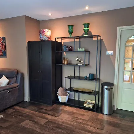 Bosnest De Specht, Knus Boshuisje Met Privetuin In Nabij Veluwepark 別荘 *