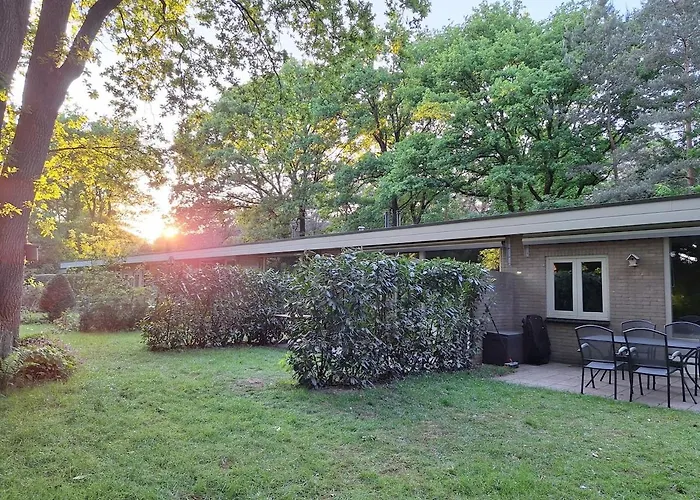 Bosnest De Specht, Knus Boshuisje Met Privetuin In Nabij Veluwepark * Otterlo